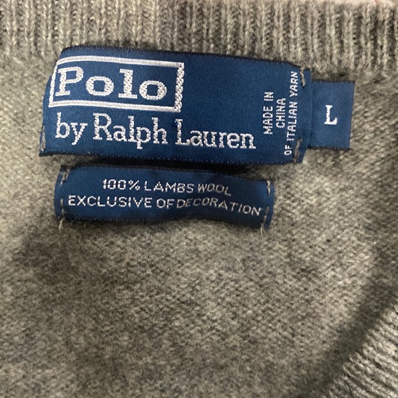 Grey V-neck Polo sweater - Picture 2 of 3